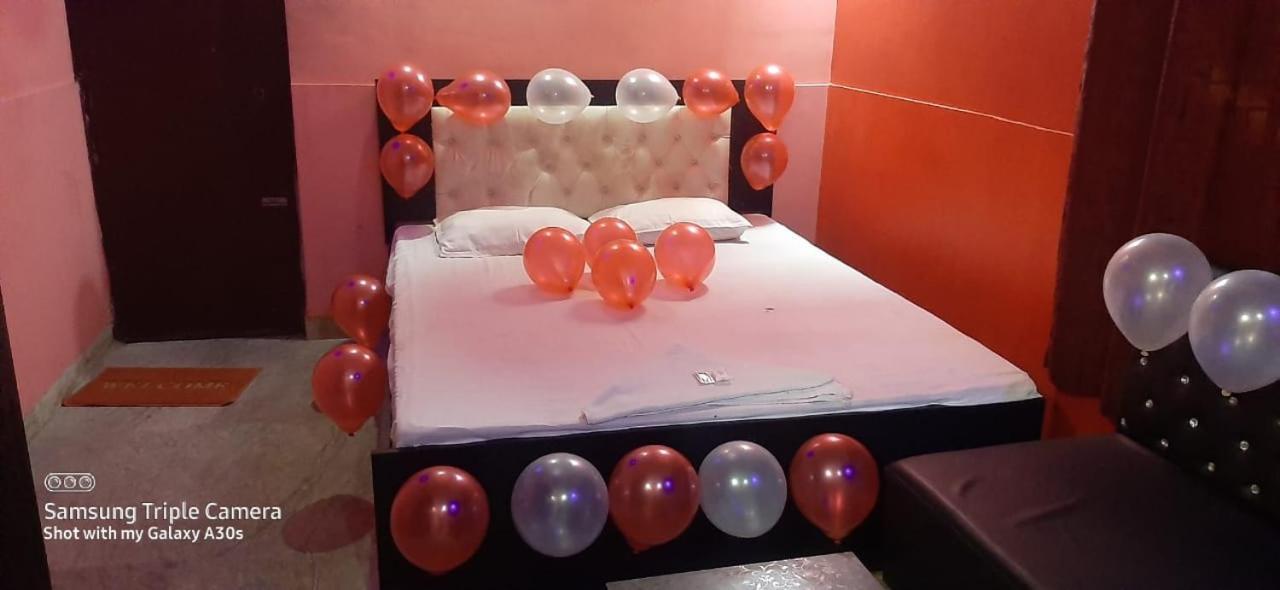 Rose Hotel Kolkata